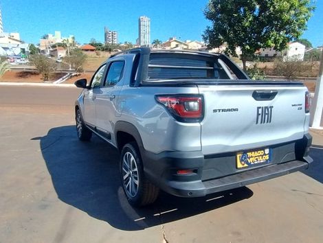 Fiat Strada Volcano 1.3 Flex 8V CD