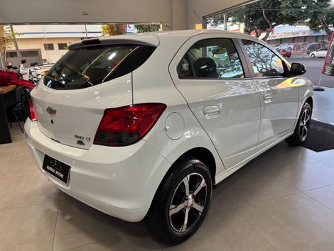 Chevrolet ONIX HATCH LT 1.4 8V FlexPower 5p Mec.