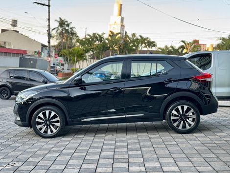 Nissan KICKS SL 1.6 16V FlexStar 5p Aut.