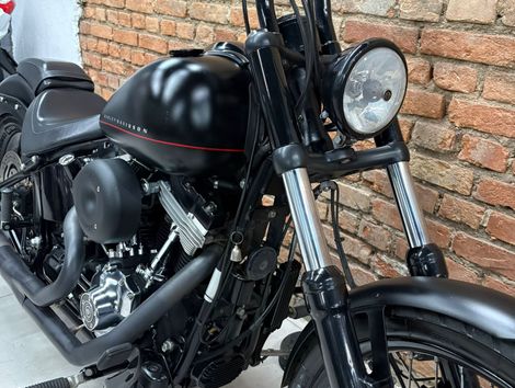 Harley BLACKLINE FXS