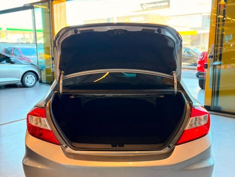 Honda Civic Sedan LXS 1.8/1.8 Flex 16V Aut. 4p