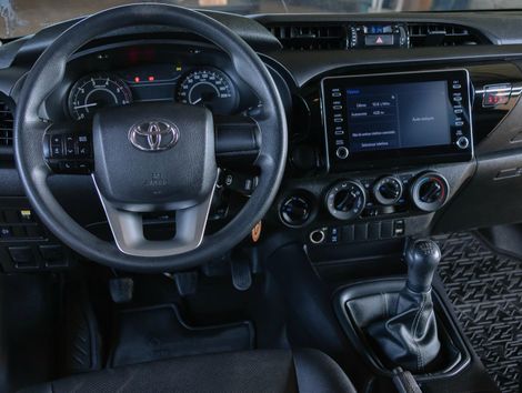 Toyota Hilux CD 4x4 2.8 Diesel Mec.