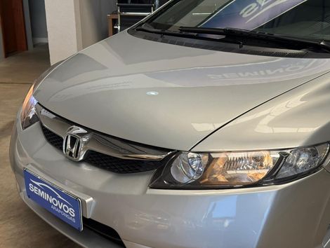 Honda Civic Sedan LXS 1.8/1.8 Flex 16V Aut. 4p