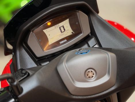 YAMAHA NMAX Connected 160 ABS