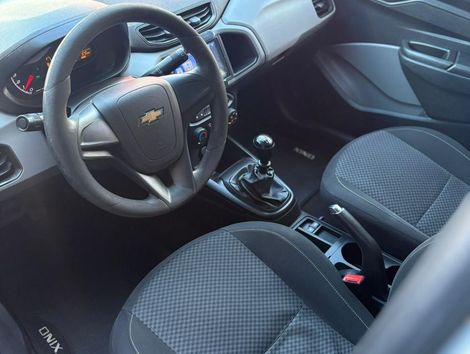 Chevrolet ONIX HATCH Joy 1.0 8V Flex 5p Mec.