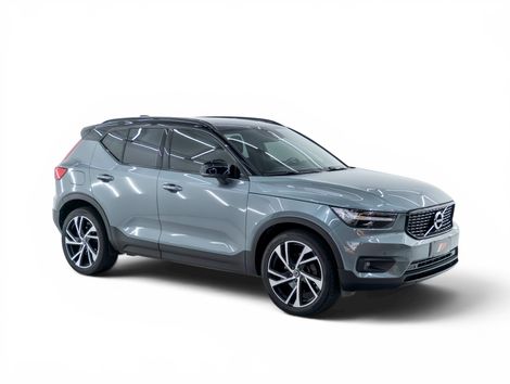 Volvo XC40 T5 R-DESIGN