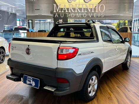 Fiat Strada Freedom 1.4 Flex 8V CD
