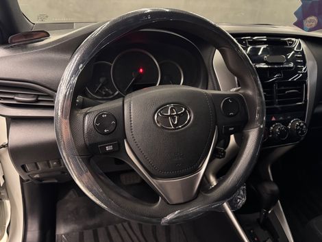 Toyota YARIS XL Live 1.3 Flex 16V 5p Aut.