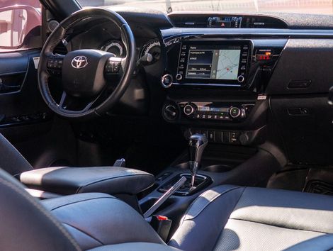 Toyota Hilux CD SRX 4x4 2.8 TDI 16V Diesel Aut.