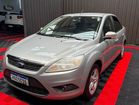 Ford Focus Sedan 2.0 16V/2.0 16V Flex 4p Aut.