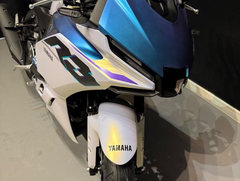 YAMAHA YZF R-3 CONNECTED 321/ABS