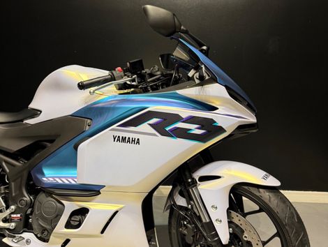 YAMAHA YZF R-3 CONNECTED 321/ABS