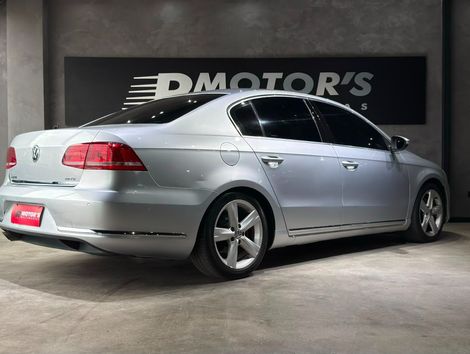 VolksWagen Passat TB 2.0 FSI/TSI 211cv Tiptronic 4p