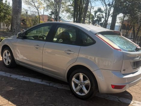Ford Focus 2.0 16V/ 2.0 16V Flex 5p