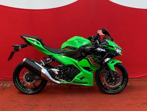 KAWASAKI NINJA 400