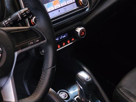 Nissan KICKS SL 1.6 16V FlexStar 5p Aut.