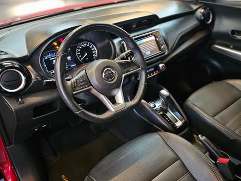 Nissan KICKS SL 1.6 16V FlexStar 5p Aut.