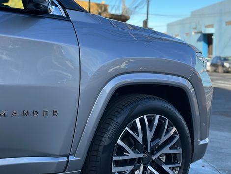 Jeep Commander Overland T270 1.3 TB Flex Aut.