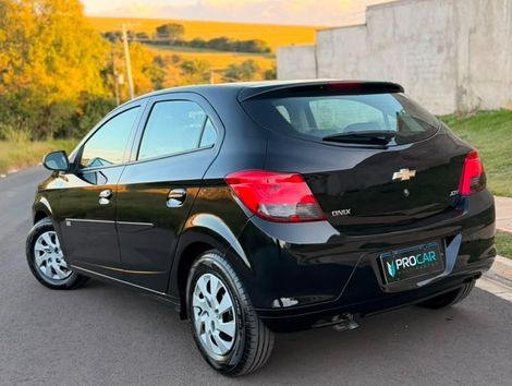 Chevrolet ONIX HATCH Joy 1.0 8V Flex 5p Mec.