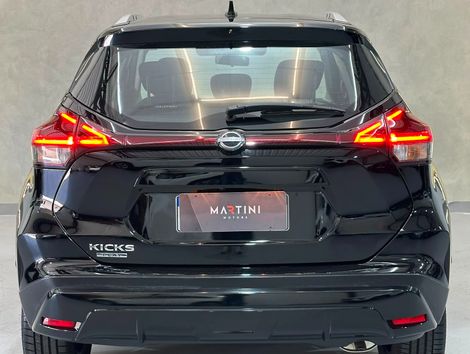 Nissan KICKS Play Sense 1.6 16V Flex Aut.
