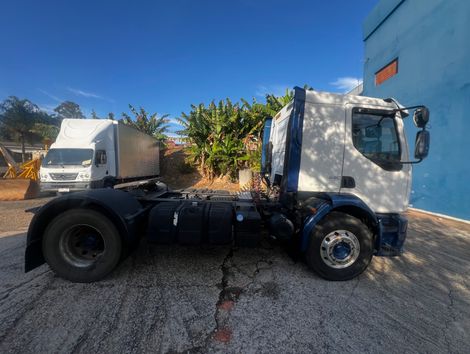 VOLVO VM 330 4x2 2p (diesel) (E5)