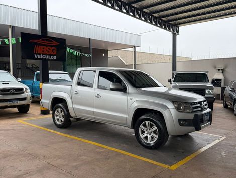 VolksWagen AMAROK Trendline CD 2.0 TDI 4X4 Dies Aut