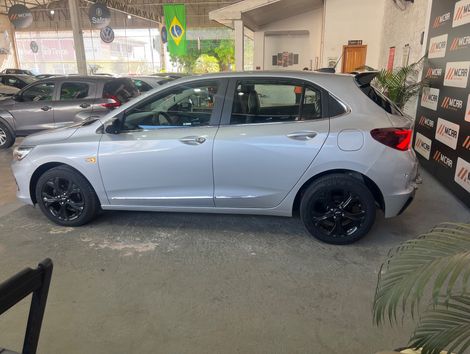 Chevrolet ONIX HATCH PREM. 1.0 12V TB Flex 5p Aut.