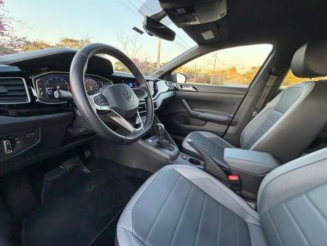 VolksWagen Nivus Highline 1.0 200 TSI Flex Aut.