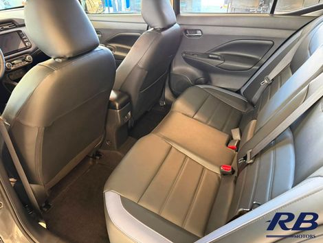 Nissan VERSA Exclusive 1.6 16V Flex Aut.