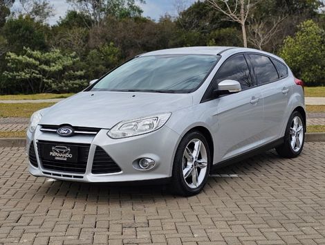 Ford Focus 2.0 16V/SE/SE Plus Flex 5p Aut.