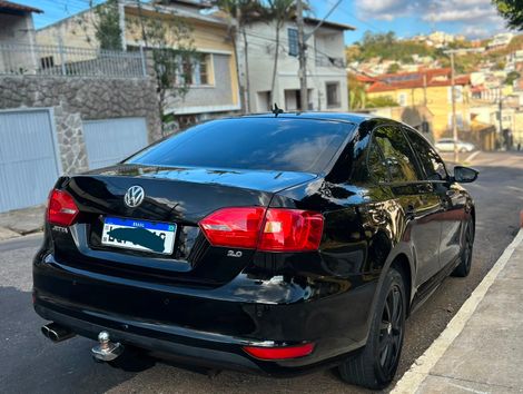 VolksWagen JETTA Comfortline 2.0 T.Flex 8V 4p Tipt.