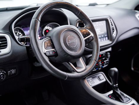 Jeep COMPASS LONGITUDE 2.0 4x2 Flex 16V Aut.