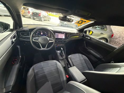 VolksWagen Nivus Highline 1.0 200 TSI Flex Aut.