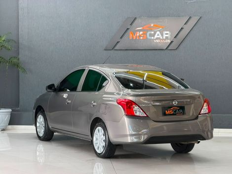 Nissan VERSA 1.0 12V FlexStart 4p Mec.