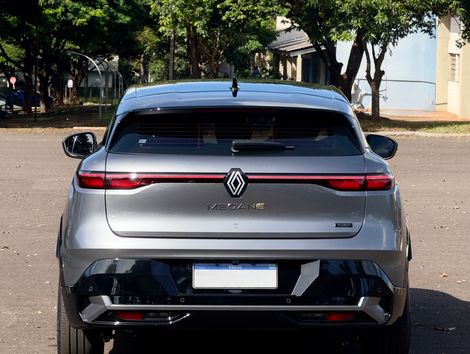 Renault Megane E-Tech (Elétrico)