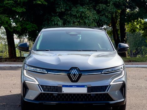 Renault Megane E-Tech (Elétrico)