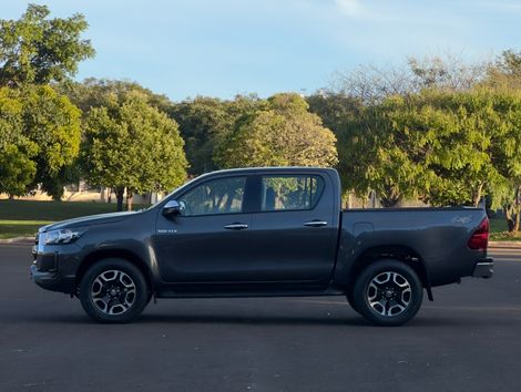 Toyota Hilux CD SRV 4x4 2.8 TDI Diesel Aut.