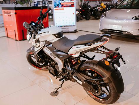 BAJAJ NS400Z