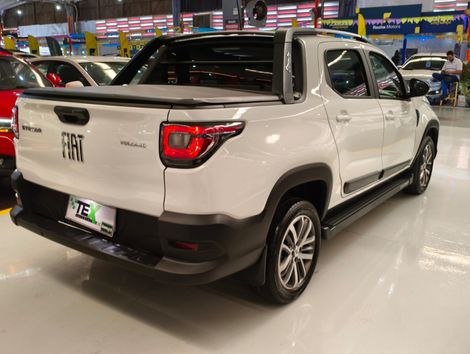 Fiat Strada Volcano 1.3 Flex 8V CD