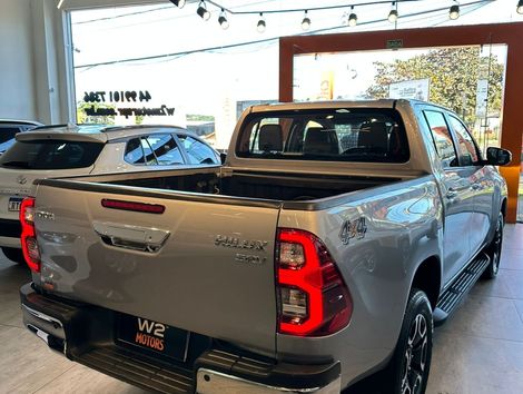 Toyota Hilux CD SRV 4x4 2.8 TDI Diesel Aut.