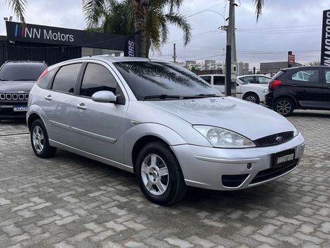 Ford Focus 1.6 S/SE/SE Plus Flex 8V/16V  5p
