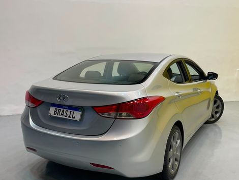 Hyundai Elantra GLS 1.8 16V Aut.