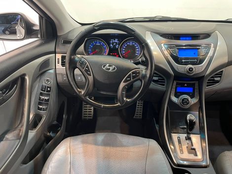 Hyundai Elantra GLS 1.8 16V Aut.