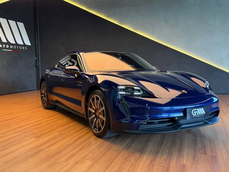 Porsche Taycan 4S (Elétrico)