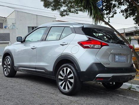Nissan KICKS SL 1.6 16V FlexStar 5p Aut.
