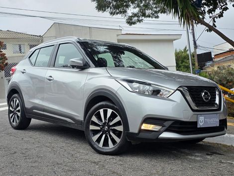 Nissan KICKS SL 1.6 16V FlexStar 5p Aut.
