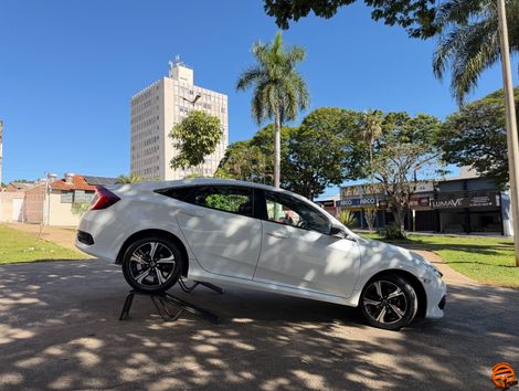 Honda Civic Sedan EXL 2.0 Flex 16V Aut.4p