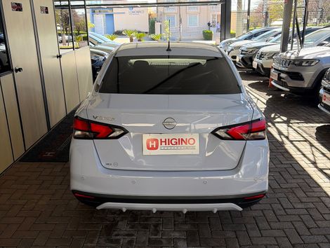 Nissan VERSA Advance 1.6 16V Flex Aut.