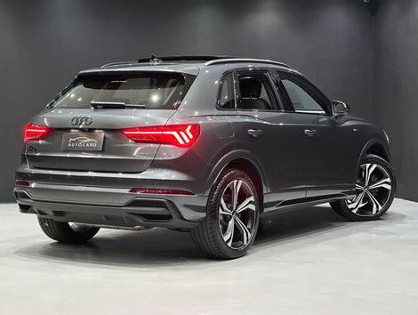 Audi Q3 Perf. Black 2.0 TFSI Tiptr. Quattro