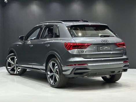 Audi Q3 Perf. Black 2.0 TFSI Tiptr. Quattro